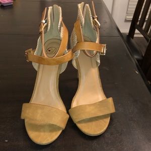 Cork-Like Strap-Sandal Heel